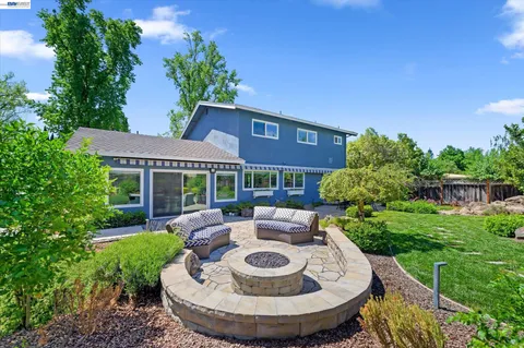 $1,799,900 | 4767 Del Valle Parkway, Pleasanton, CA 94566