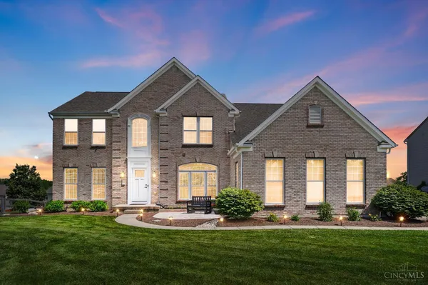 $625,000 | 30 Martin Lane, Springboro, OH 45066