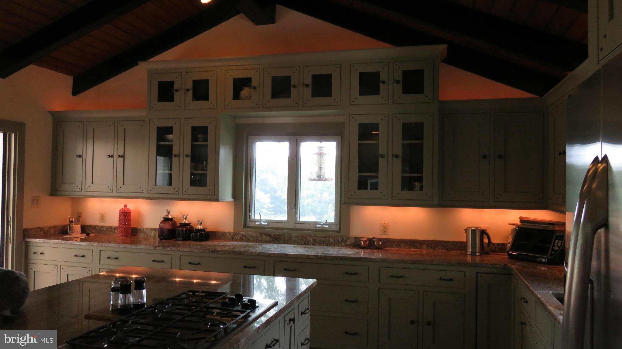 9113 Lees Ridge Road Warrenton, VA 20186 - Photo 8 of 30 Kitchen