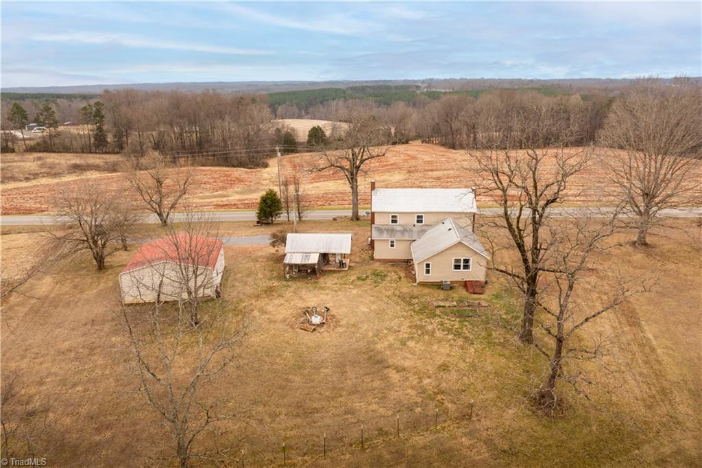 1149 Quaker Church Road Siloam, NC 27047 - Photo 12 of 47