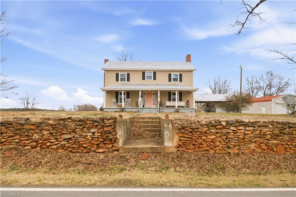 1149 Quaker Church Road Siloam, NC 27047 - Photo 13 of 47