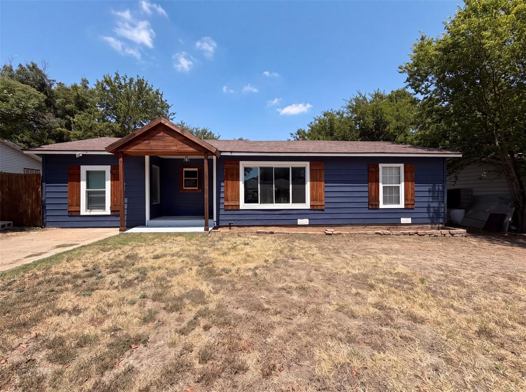 1012 Turner Street Cleburne, TX 76033 - Photo 1 of 16 Gallery Image 1