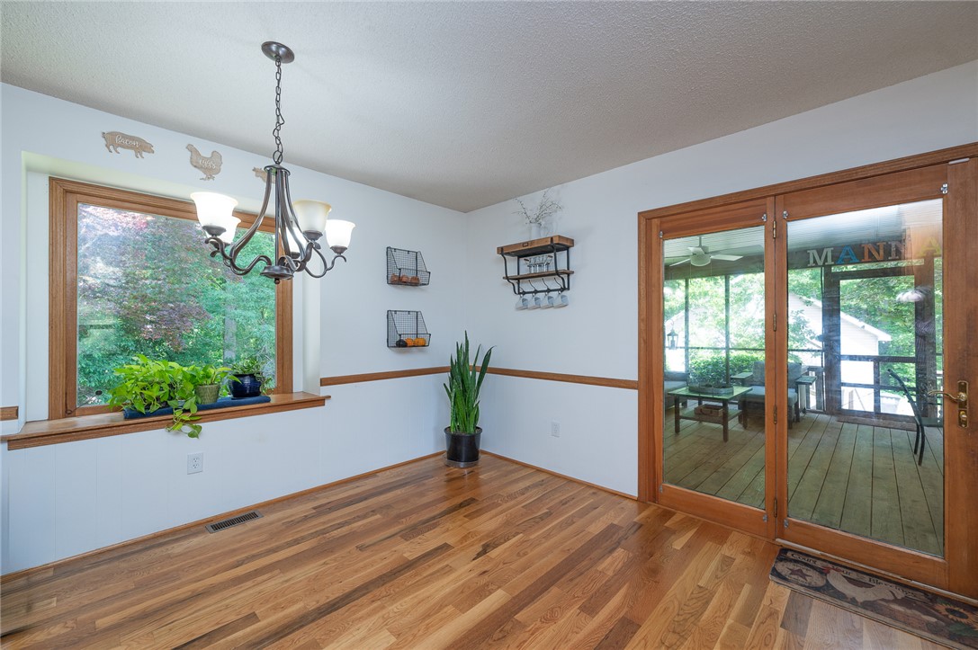 606 Mountain View Road Williamston, SC 29697 - Photo 15 of 48