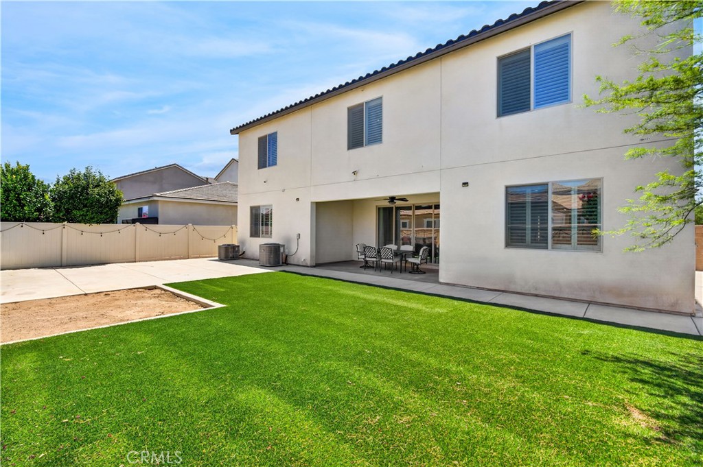 30598 Cricket Road Murrieta, CA 92563 - Photo 4 of 59