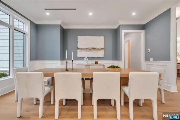 $3,699,888 | 7 Central Avenue, Demarest, NJ 07627
