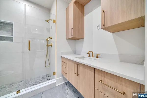 $3,699,888 | 7 Central Avenue, Demarest, NJ 07627