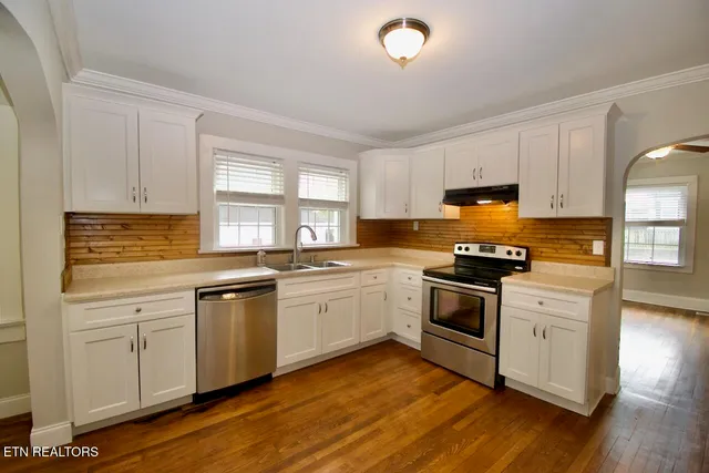 $295,000 | 204 7th Street, Maryville, TN 37804