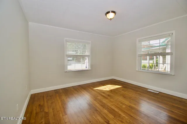 $295,000 | 204 7th Street, Maryville, TN 37804