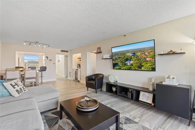 $2,600 | 1850 Homewood Boulevard, Unit 512, Delray Beach, FL 33445