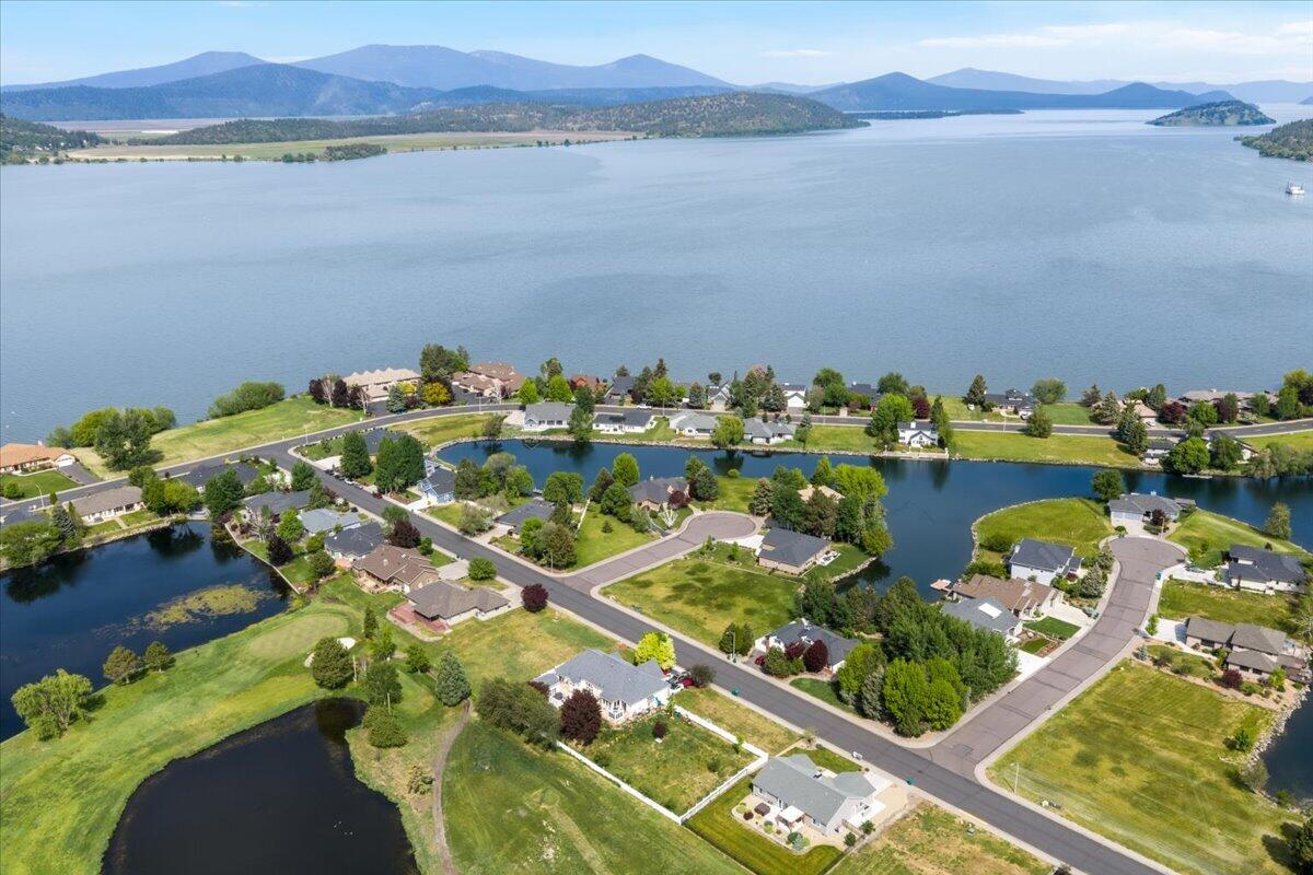 2929 Front Street Klamath Falls, OR 97601 - Photo 28 of 32 42-DJI_20260512102045_0016_D