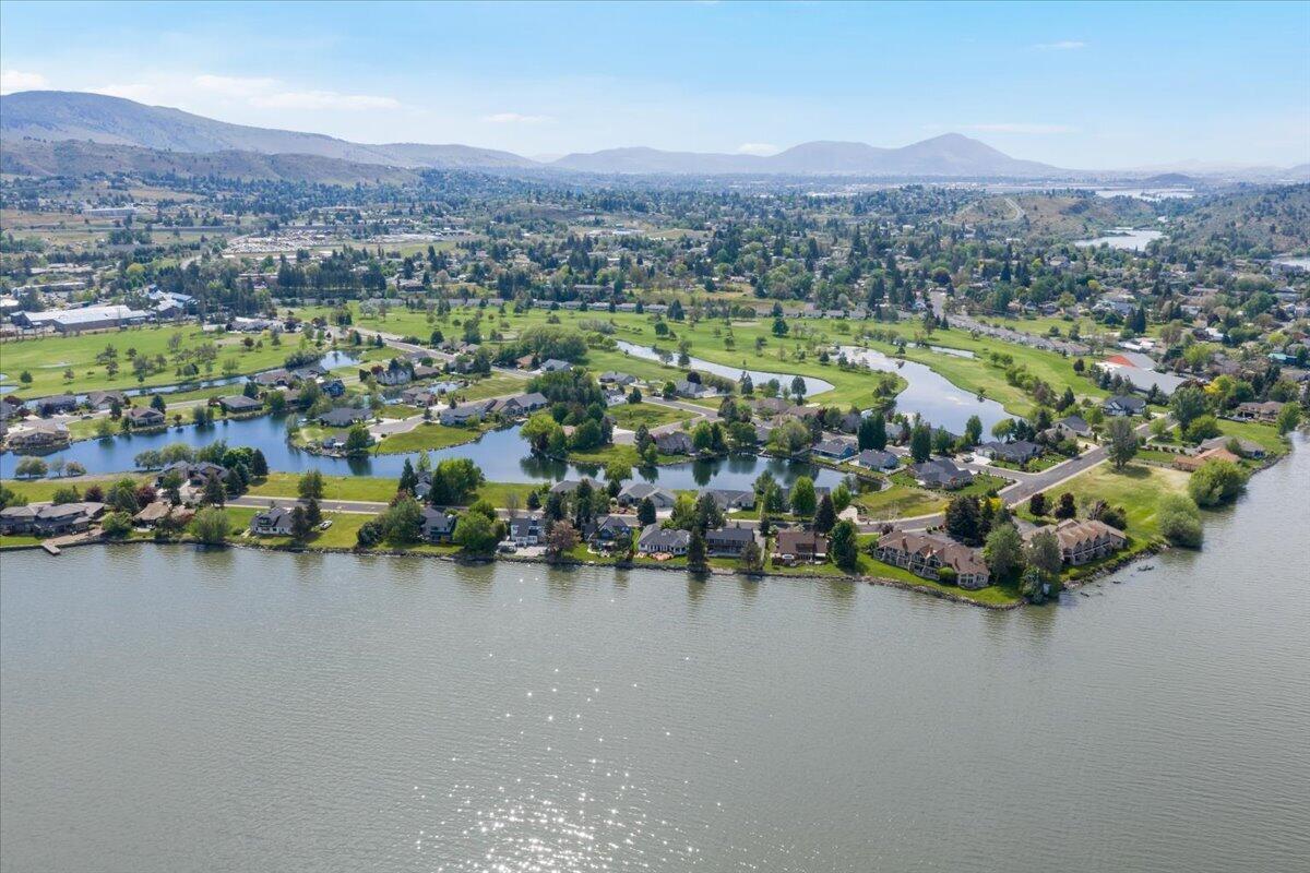 2929 Front Street Klamath Falls, OR 97601 - Photo 30 of 32 46-DJI_20260512102245_0019_D