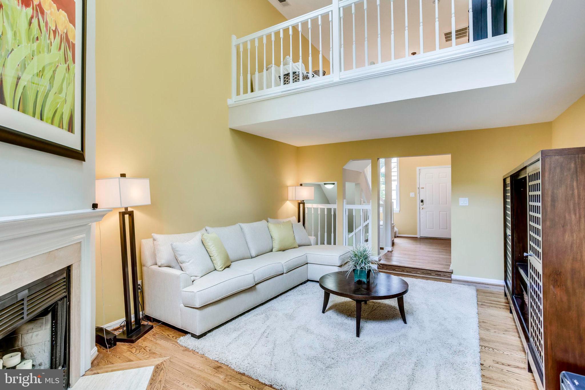 1536 Deer Point Way Reston, VA 20194 - Photo 17 of 53 Loft area next to family room