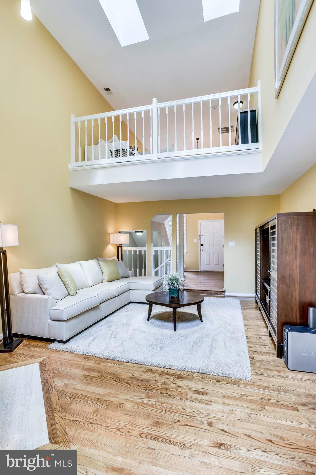 1536 Deer Point Way Reston, VA 20194 - Photo 18 of 53 Skylights bring more light and drama!