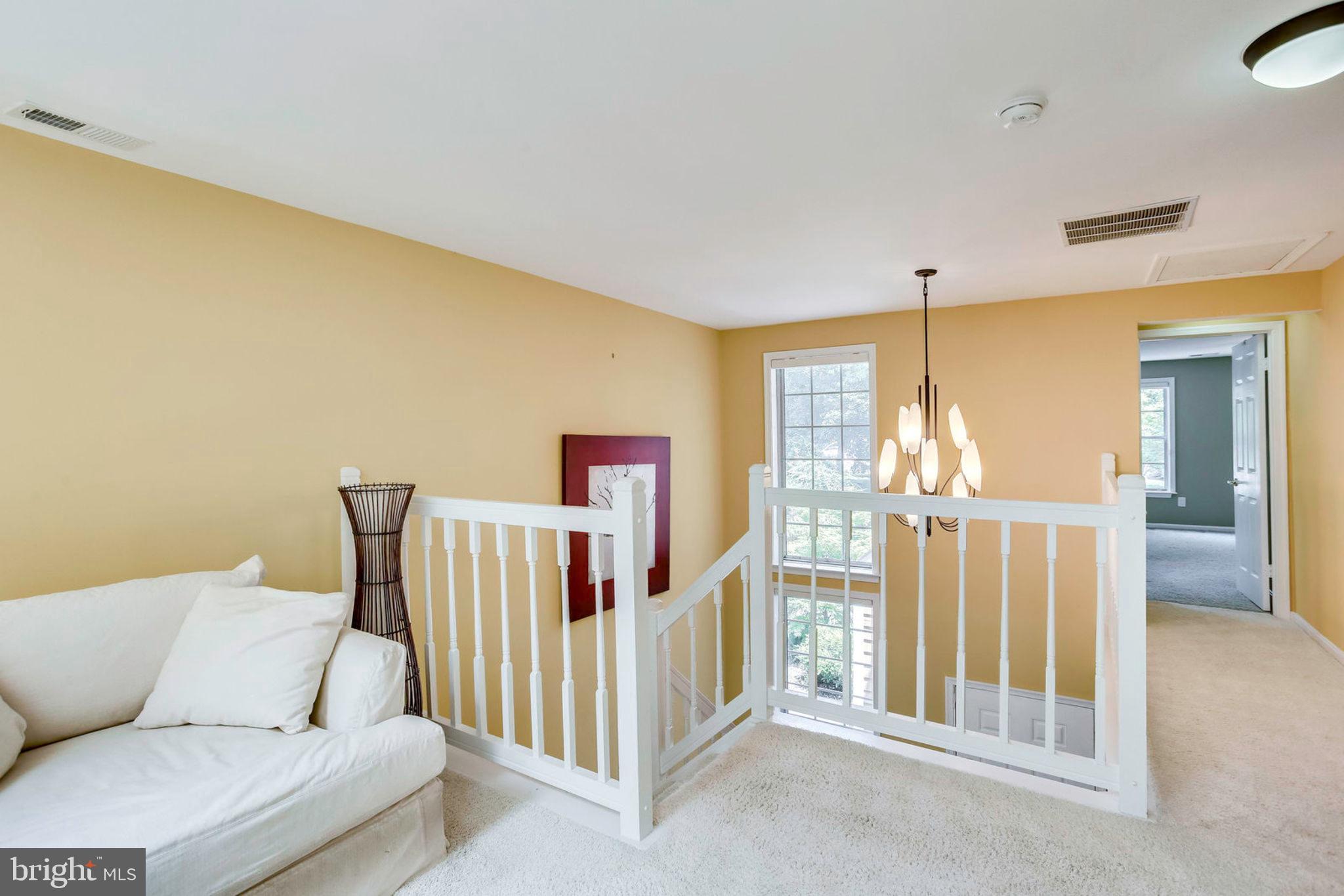 1536 Deer Point Way Reston, VA 20194 - Photo 20 of 53 Great space for reading