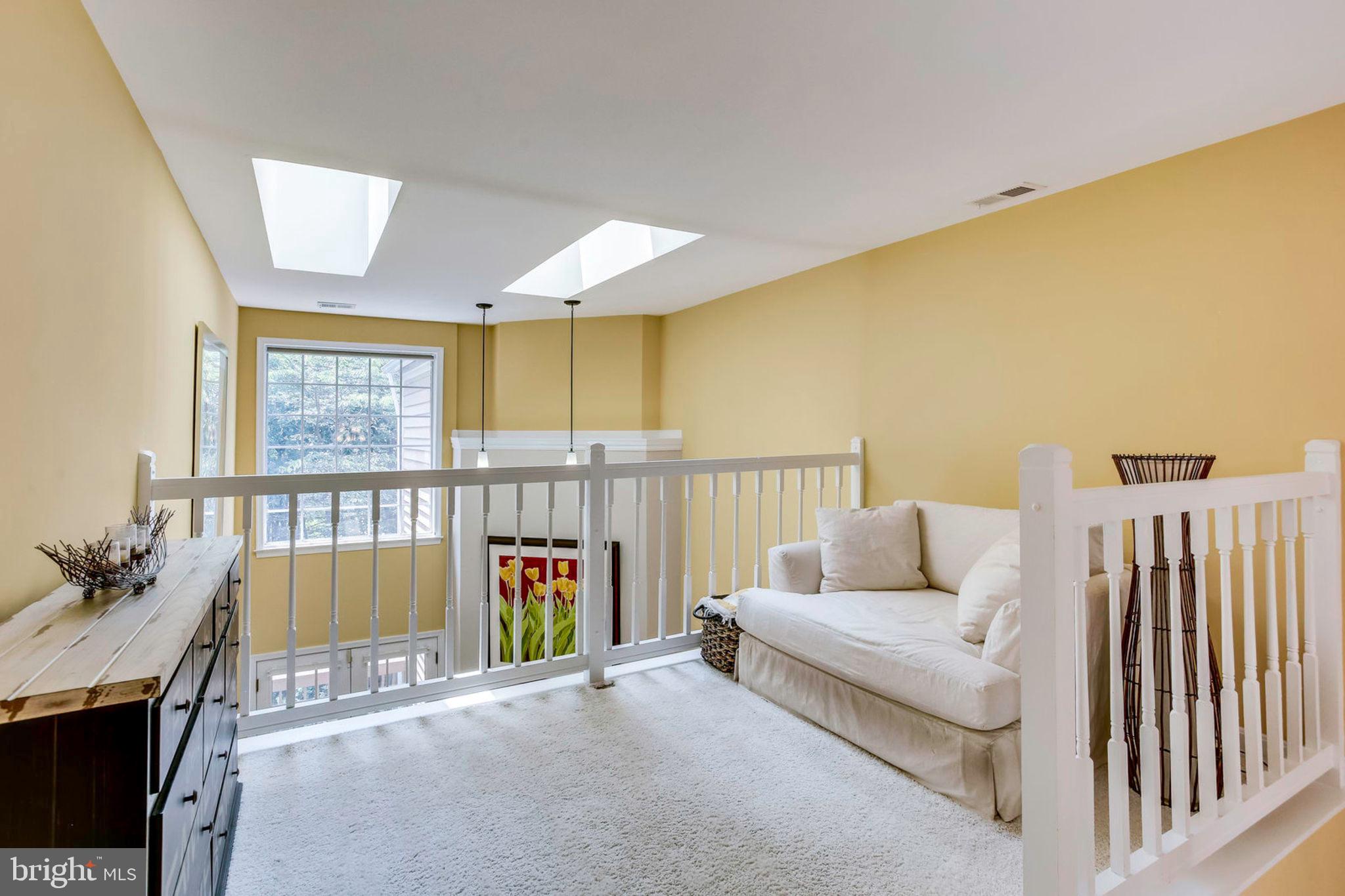 1536 Deer Point Way Reston, VA 20194 - Photo 21 of 53 Windows and light everywhere
