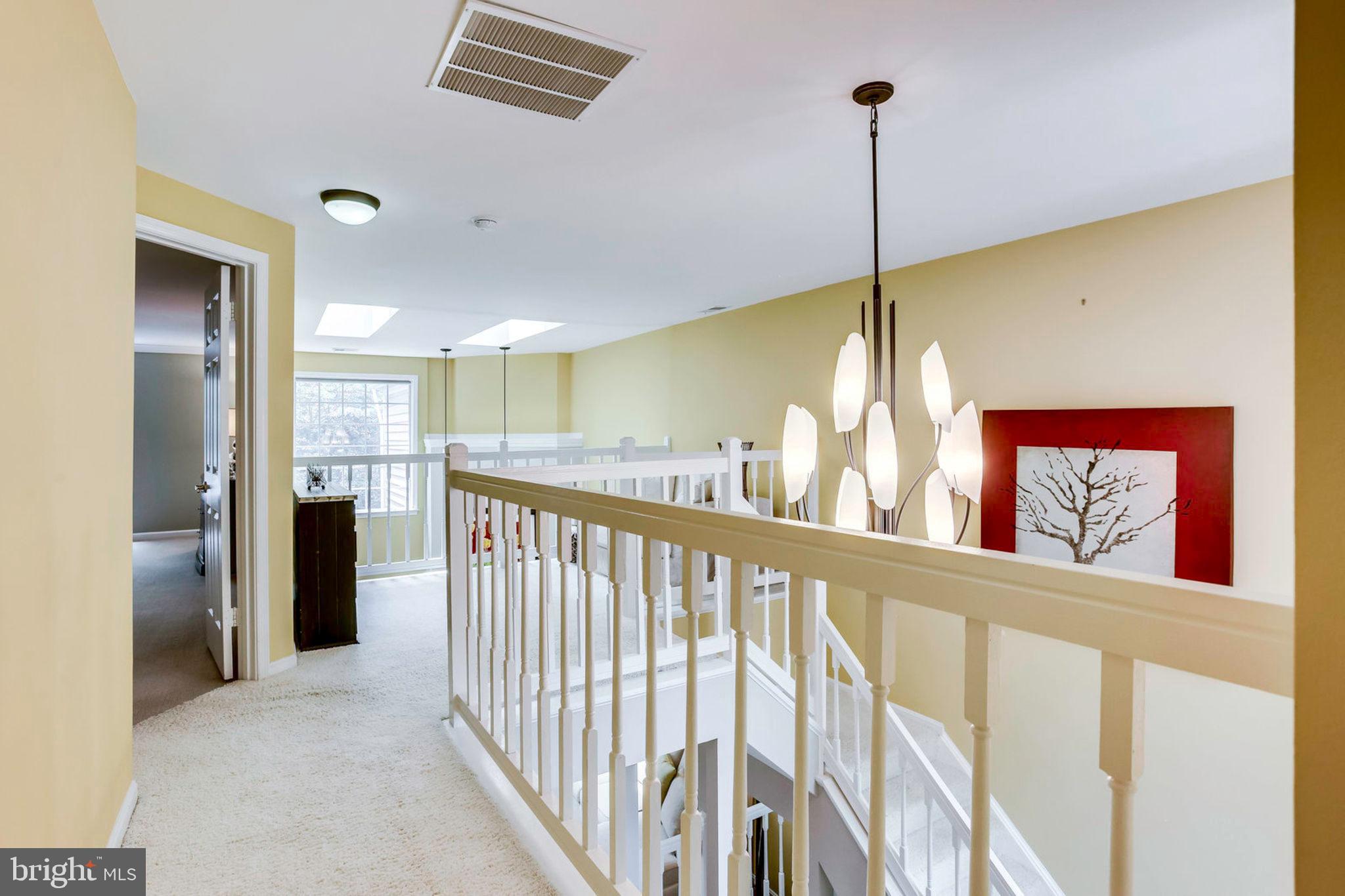 1536 Deer Point Way Reston, VA 20194 - Photo 22 of 53 Open second floor hallway