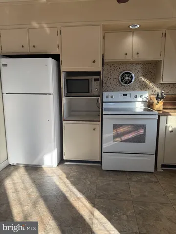 $269,900 | 190 Darr Avenue, Carlisle, PA 17013