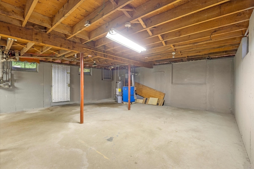 34 Carleton Road Hingham, MA 02043 - Photo 25 of 35 a view of a room with gym equipment