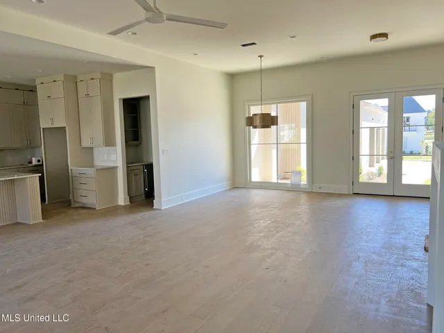 $899,000 | 461 Whittington Circle, Madison, MS 39110