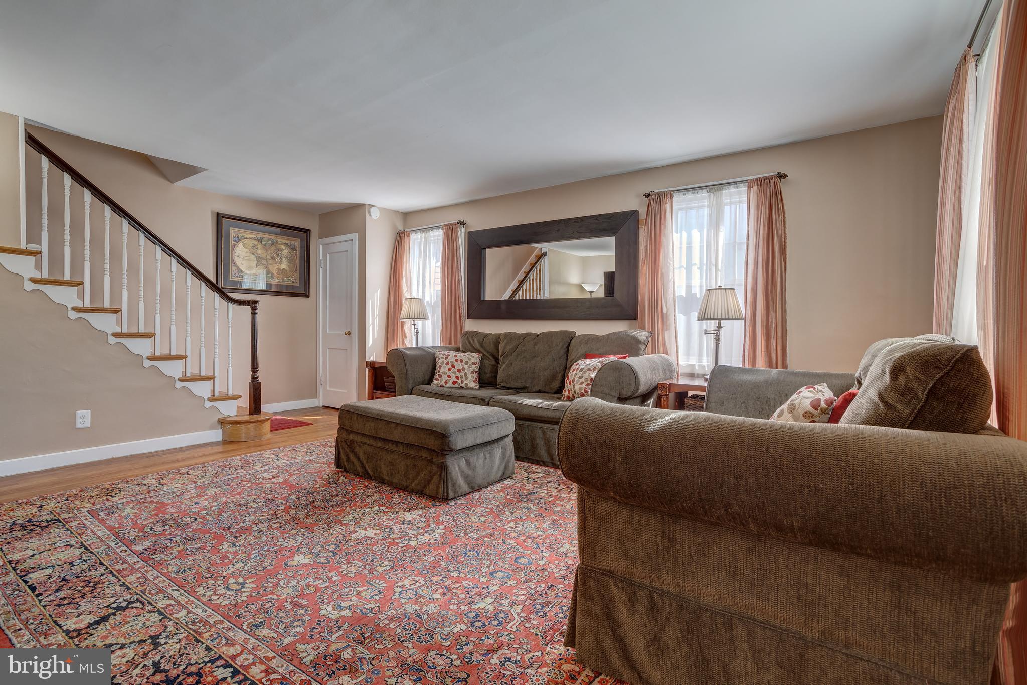 1033 Edgerton Road Secane, PA 19018 - Photo 8 of 35