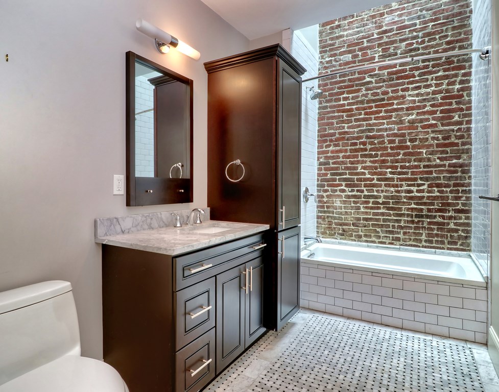 127 Bay State Road, Unit PH Boston, MA 02215 - Photo 26 of 28
