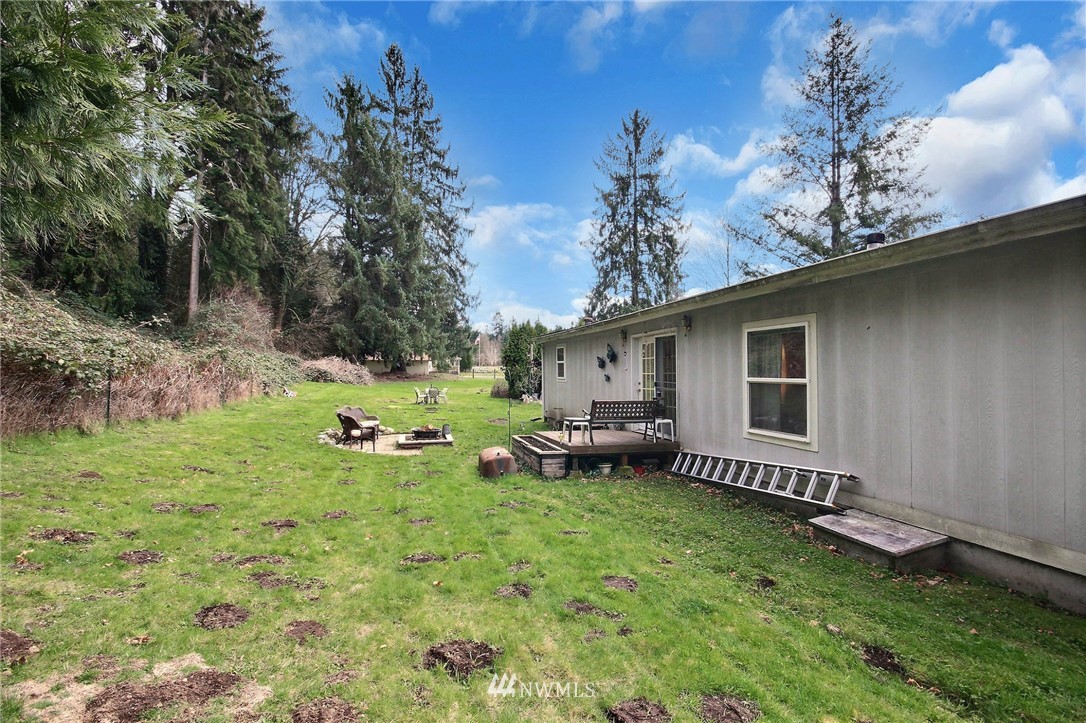 10518 Upper Preston Road Southeast Issaquah, WA 98027 - Photo 19 of 22 Gallery Image 19