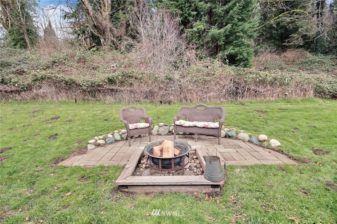 10518 Upper Preston Road Southeast Issaquah, WA 98027 - Photo 20 of 22 Gallery Image 20