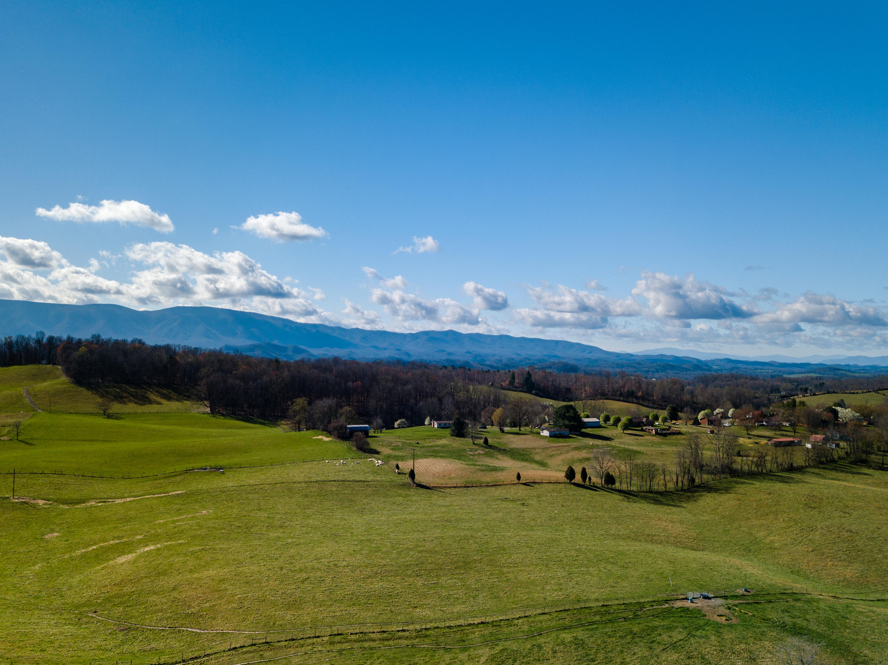 204 Peoples Road Bristol, TN 37620 - Photo 23 of 23 DJI_0020-HDR