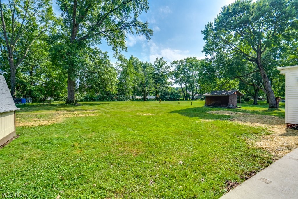 2031 West Pleasant Valley Road Parma, OH 44134 - Photo 25 of 26