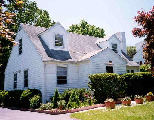 18 Tilden Road Danbury, CT 06810 - Photo 1 of 1 Gallery Image 1