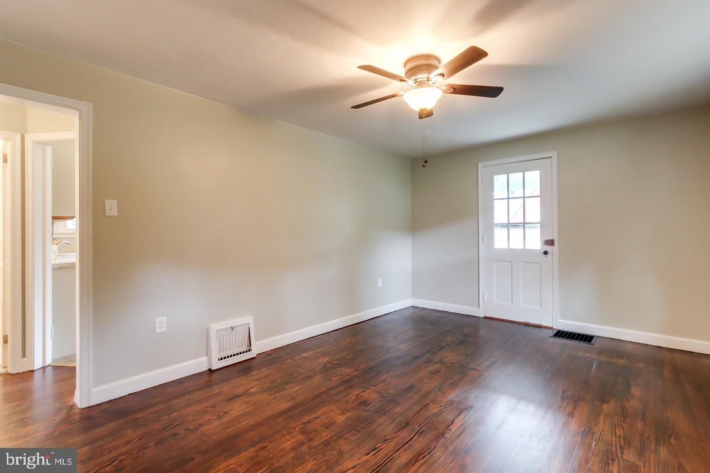 2612 Sheridan Road York, PA 17406 - Photo 2 of 27 Gallery Image 2