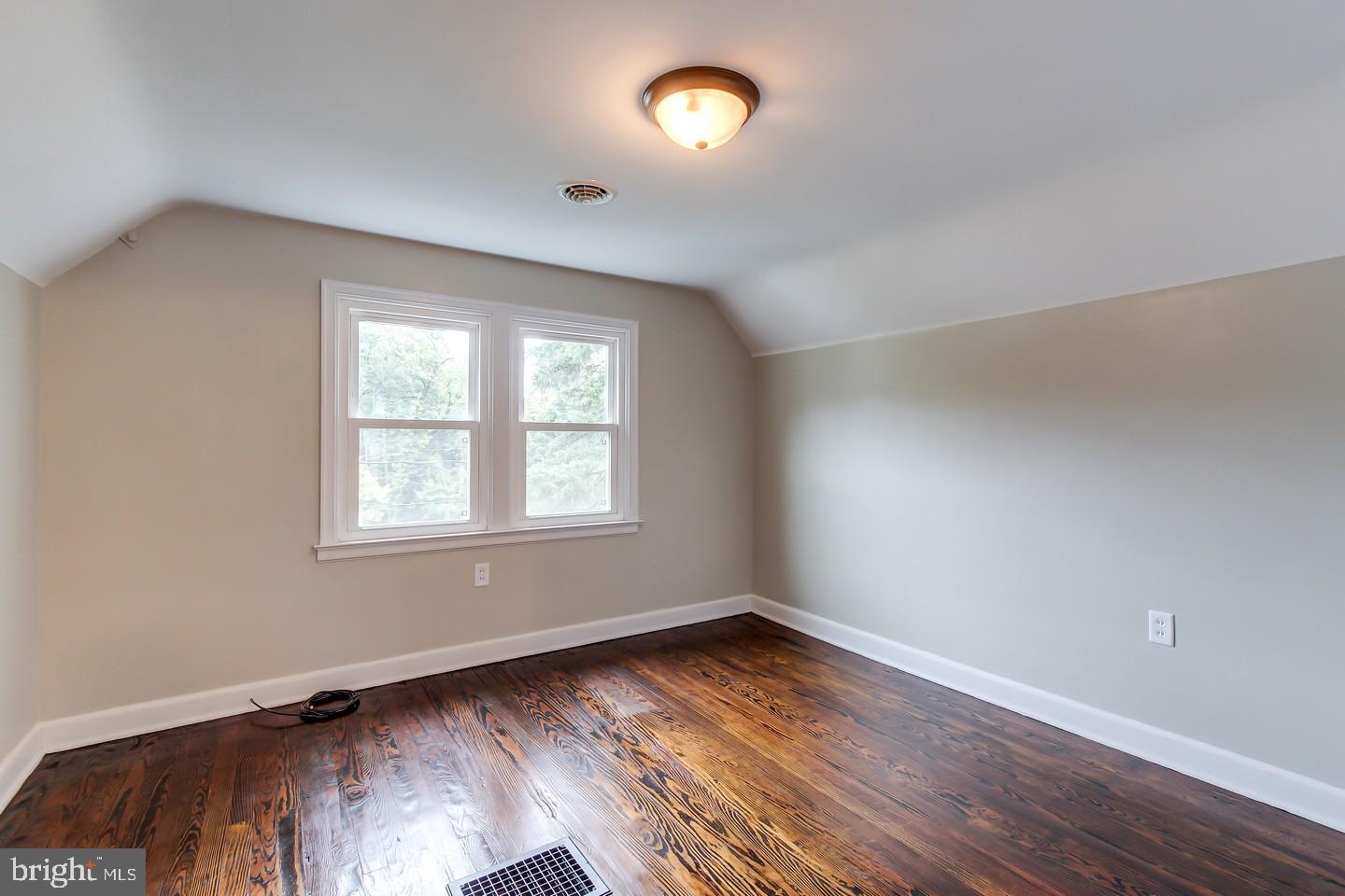 2612 Sheridan Road York, PA 17406 - Photo 17 of 27 Gallery Image 17