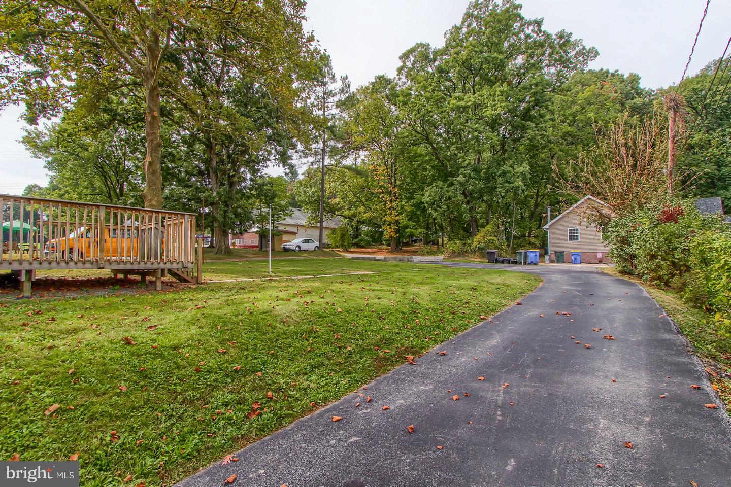2612 Sheridan Road York, PA 17406 - Photo 25 of 27 Gallery Image 25