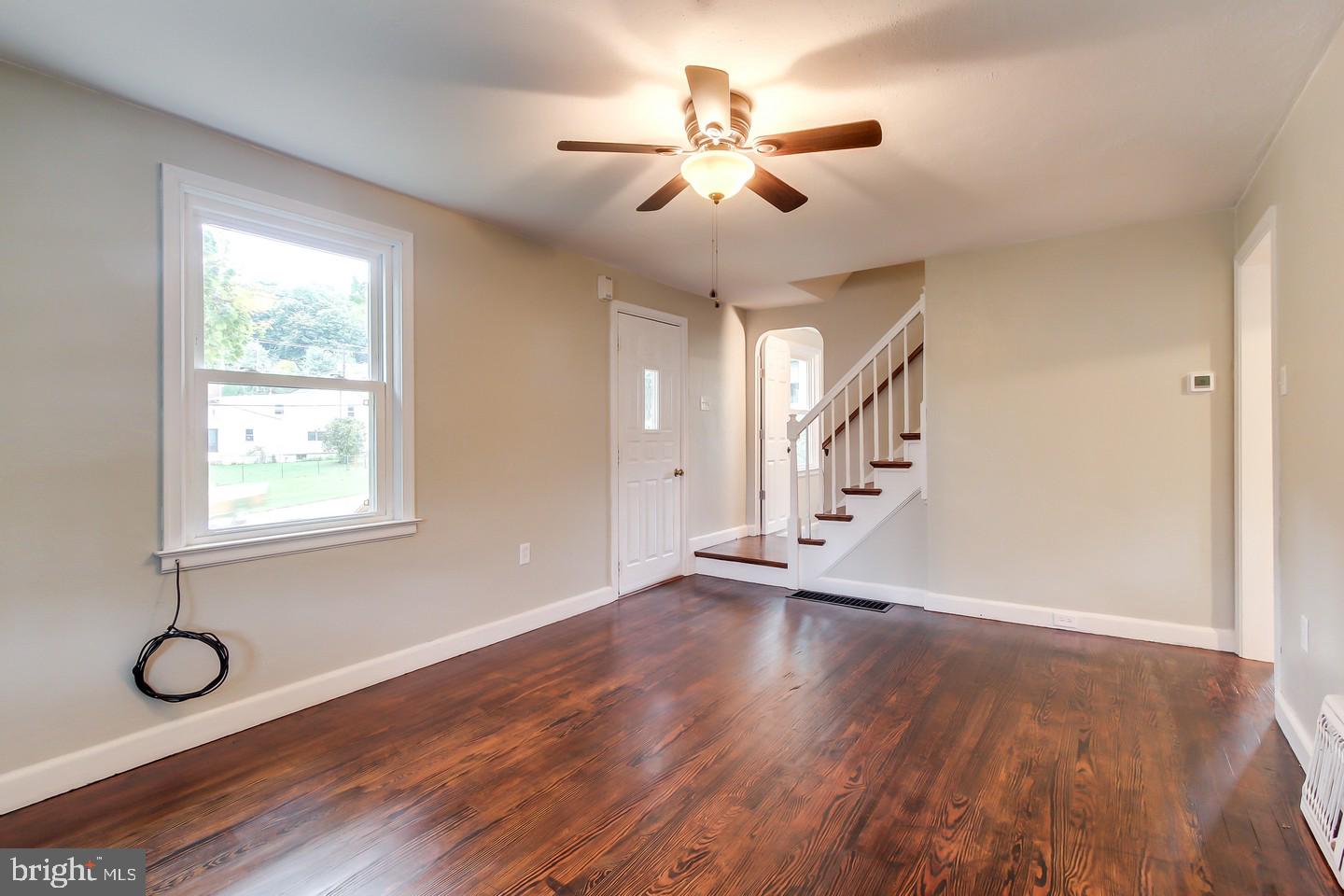 2612 Sheridan Road York, PA 17406 - Photo 4 of 27 Gallery Image 4