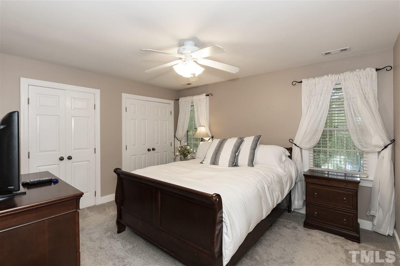 7001 Sandringham Drive Raleigh, NC 27613 - Photo 15 of 29