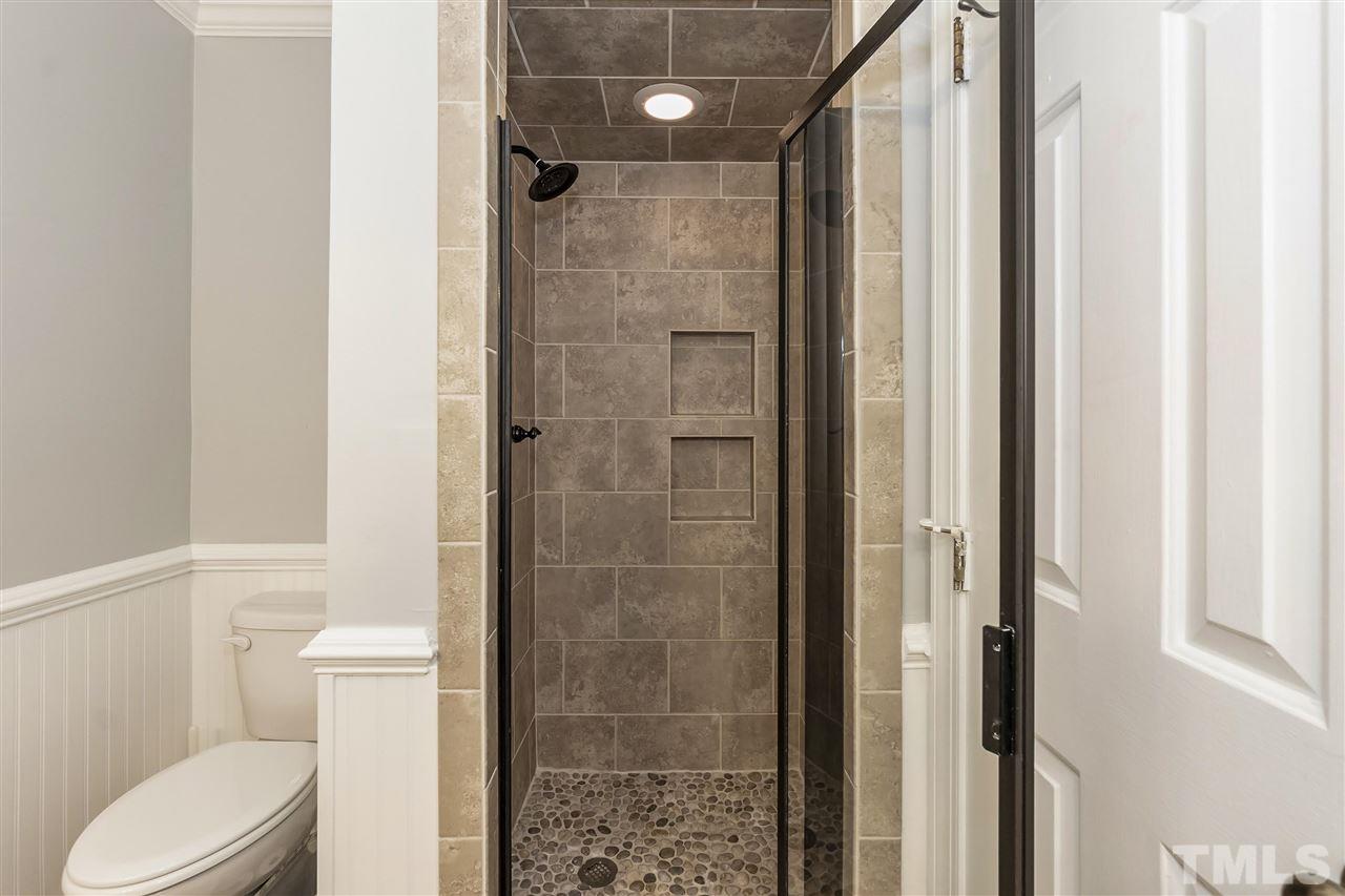 7001 Sandringham Drive Raleigh, NC 27613 - Photo 17 of 29
