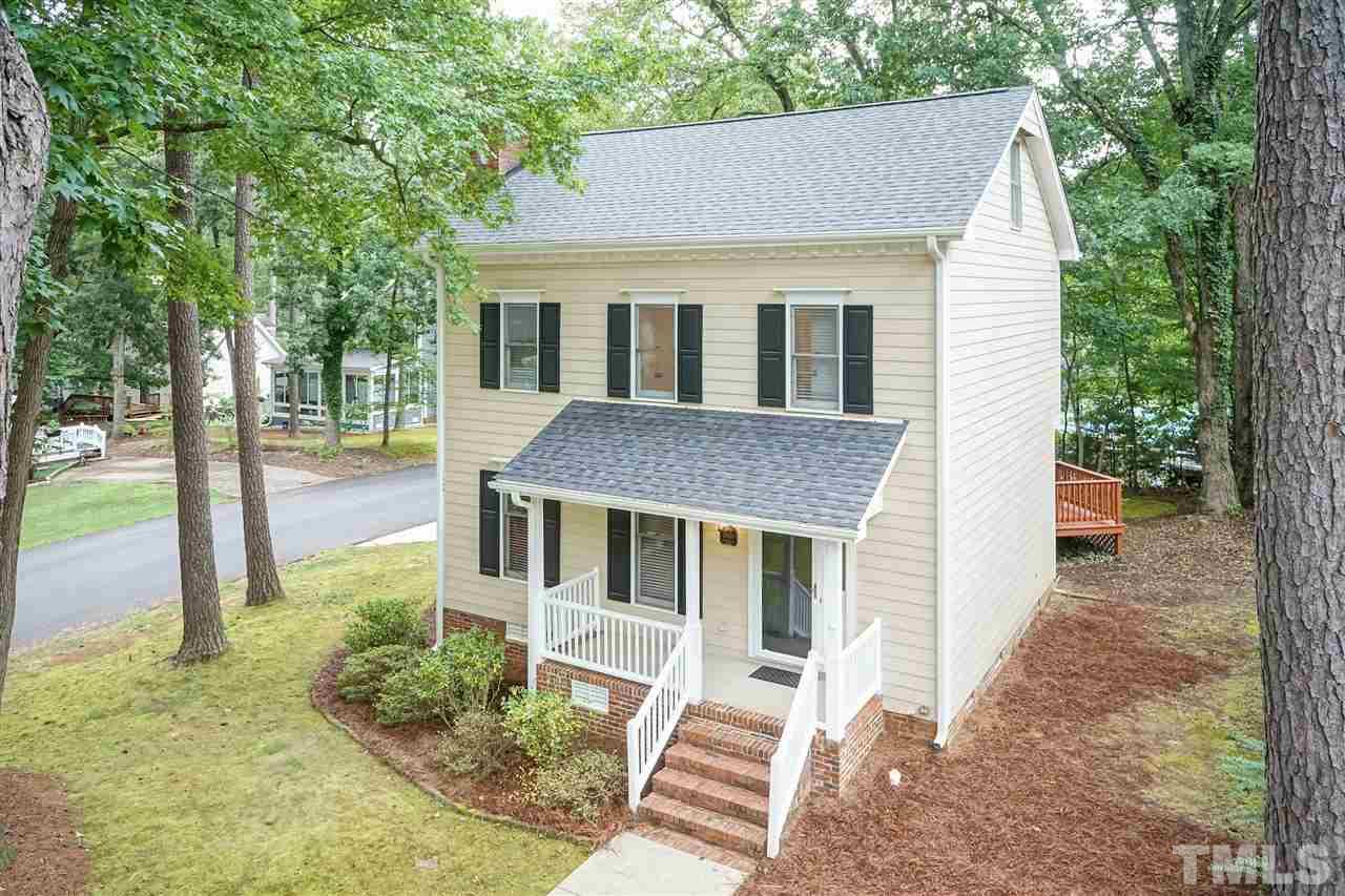 7001 Sandringham Drive Raleigh, NC 27613 - Photo 3 of 29