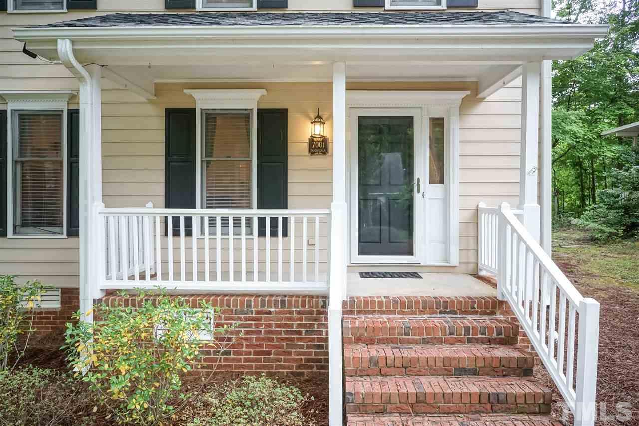 7001 Sandringham Drive Raleigh, NC 27613 - Photo 4 of 29
