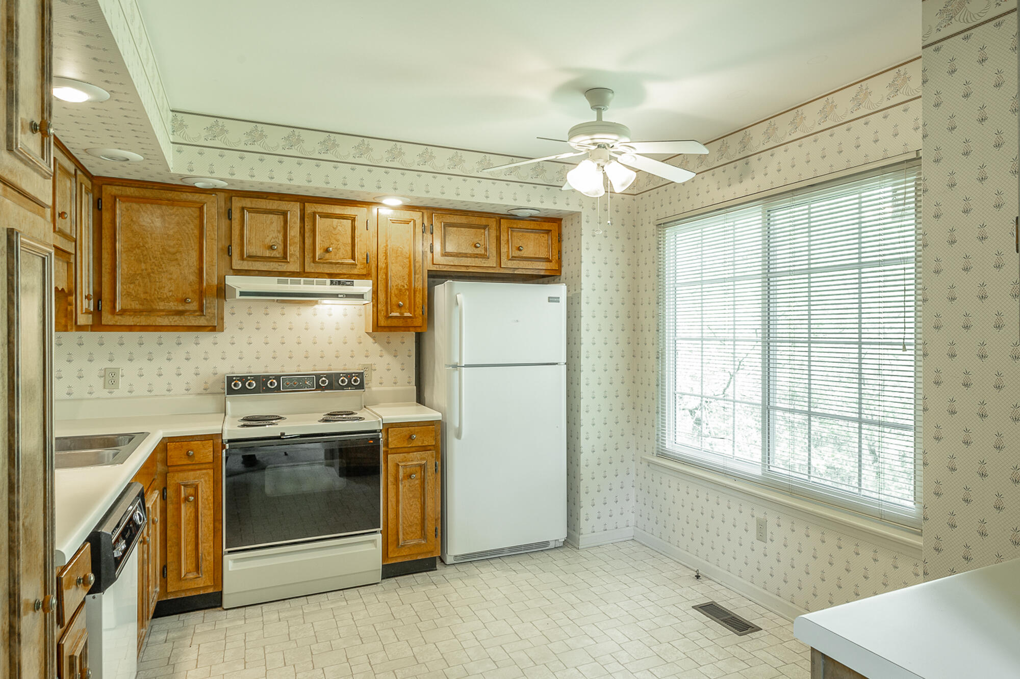 4521 Spring Lake Road Chattanooga, TN 37415 - Photo 17 of 38 4521 Spring Lake Rd. HD-29