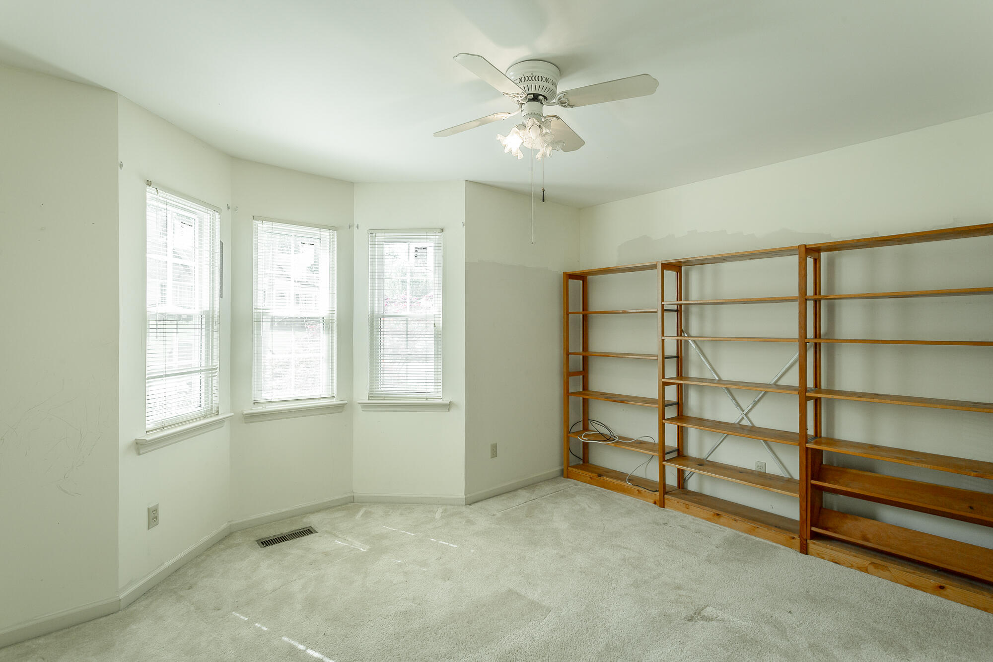 4521 Spring Lake Road Chattanooga, TN 37415 - Photo 5 of 38 4521 Spring Lake Rd. HD-10