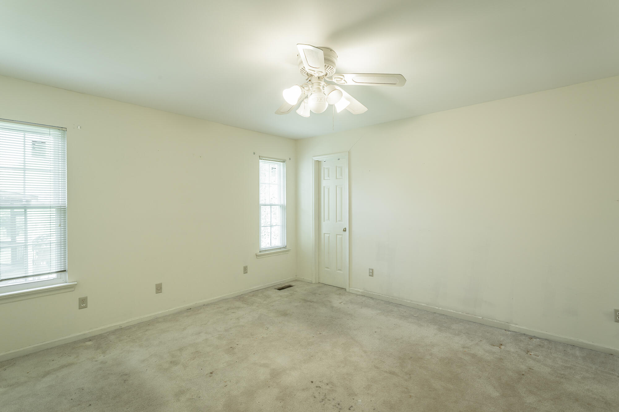 4521 Spring Lake Road Chattanooga, TN 37415 - Photo 9 of 38 4521 Spring Lake Rd. HD-15