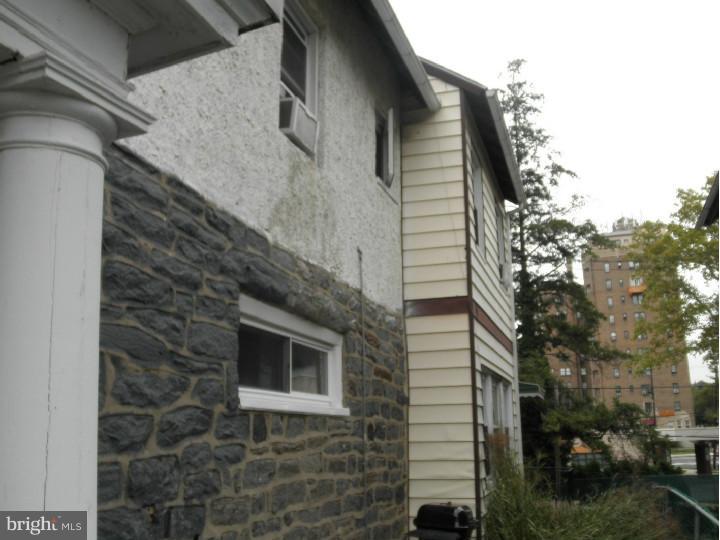 1817 Wynnewood Road Philadelphia, PA 19151 - Photo 5 of 9 Gallery Image 5