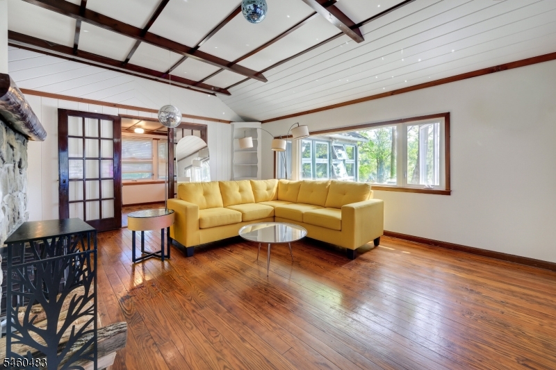 49 Lake Shore Road West Stockholm, NJ 07460 - Photo 3 of 31 Gallery Image 3