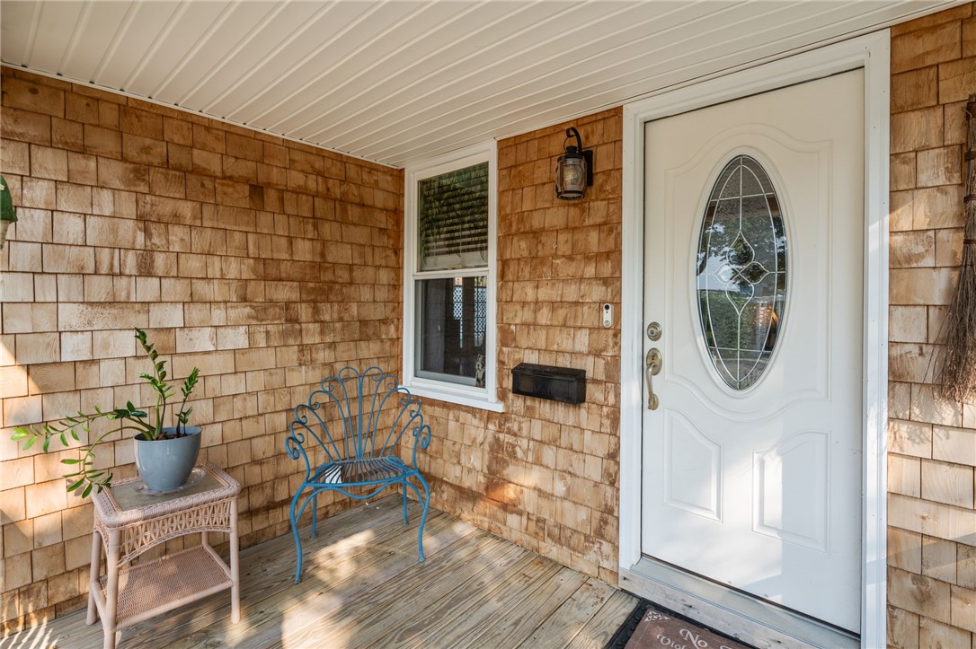 16 Allard Street Warwick, RI 02889 - Photo 10 of 41