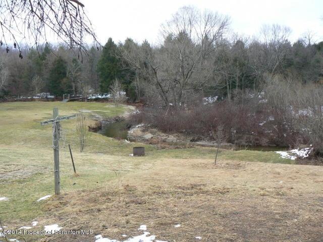 214 Pumphouse Rd Lake Moscow, PA 18444 - Photo 12 of 15 Gallery Image 12