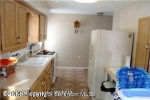 214 Pumphouse Rd Lake Moscow, PA 18444 - Photo 2 of 15 Gallery Image 2