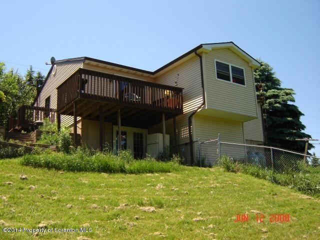 214 Pumphouse Rd Lake Moscow, PA 18444 - Photo 5 of 15 Gallery Image 5