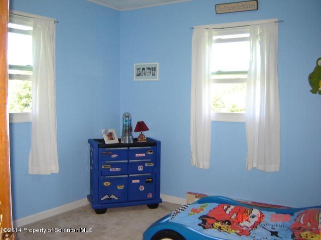 214 Pumphouse Rd Lake Moscow, PA 18444 - Photo 6 of 15 Gallery Image 6