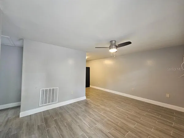 $1,200 | 5322 Pine Street, Unit A, Seffner, FL 33584