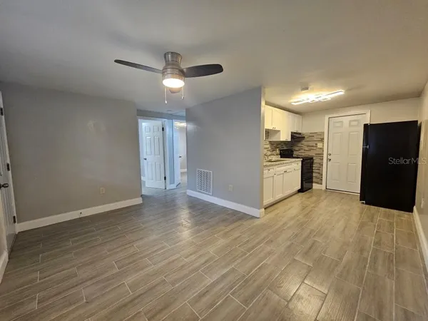 $1,200 | 5322 Pine Street, Unit A, Seffner, FL 33584